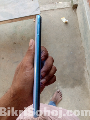 Vivo y50